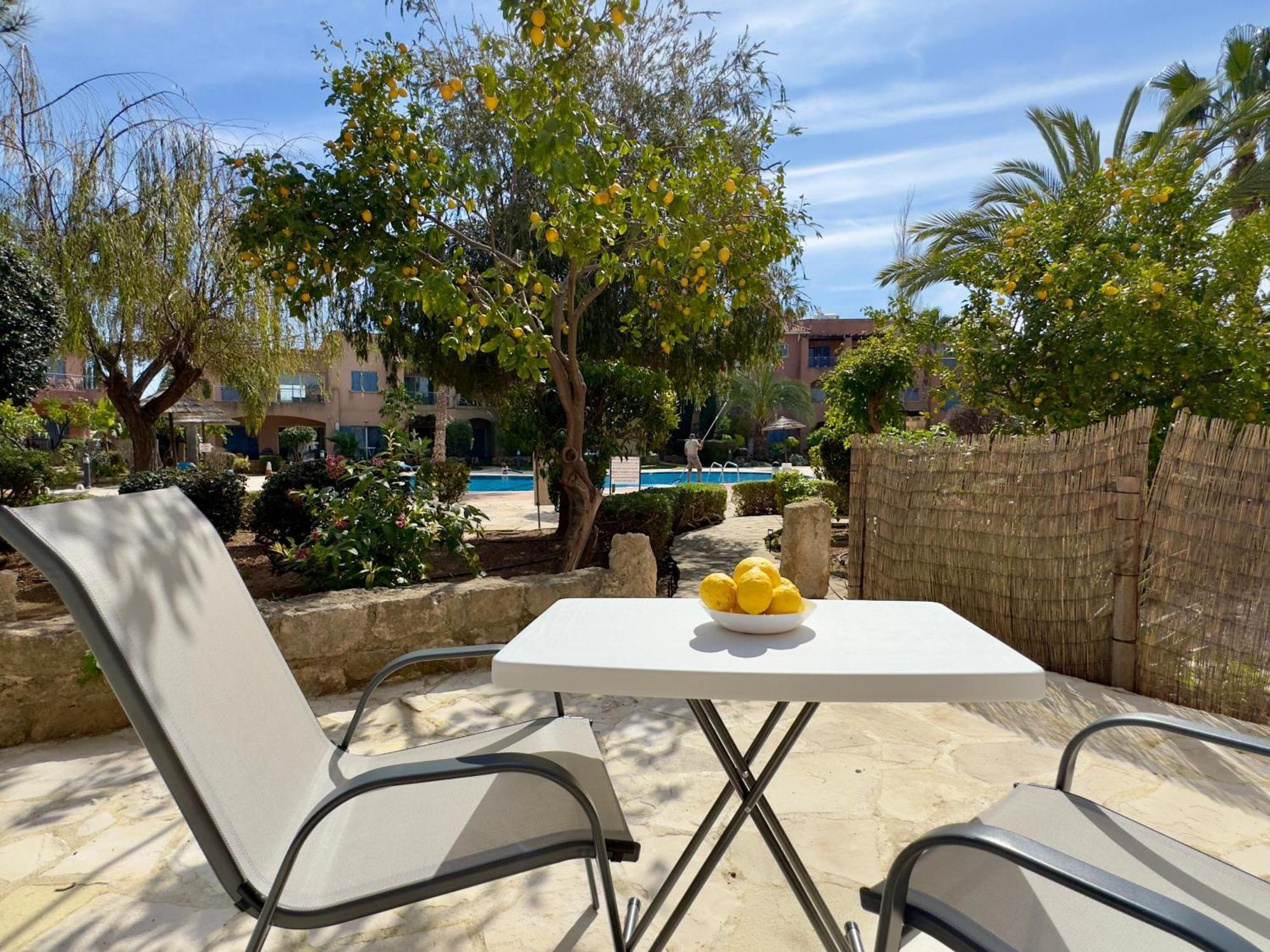 Beautiful Garden Apartment Mandria  Bagian luar foto