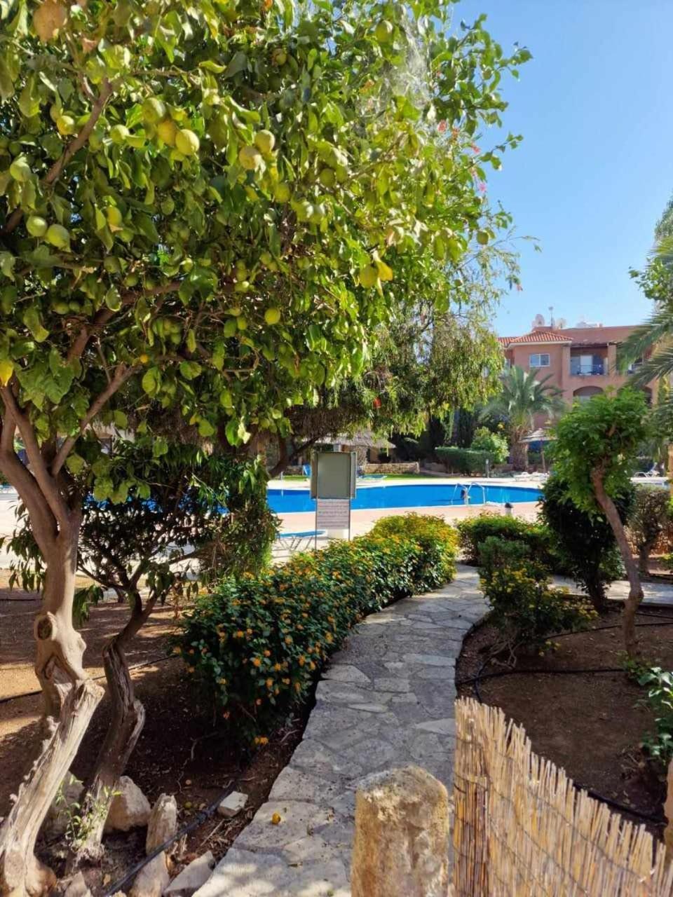 Beautiful Garden Apartment Mandria  Bagian luar foto
