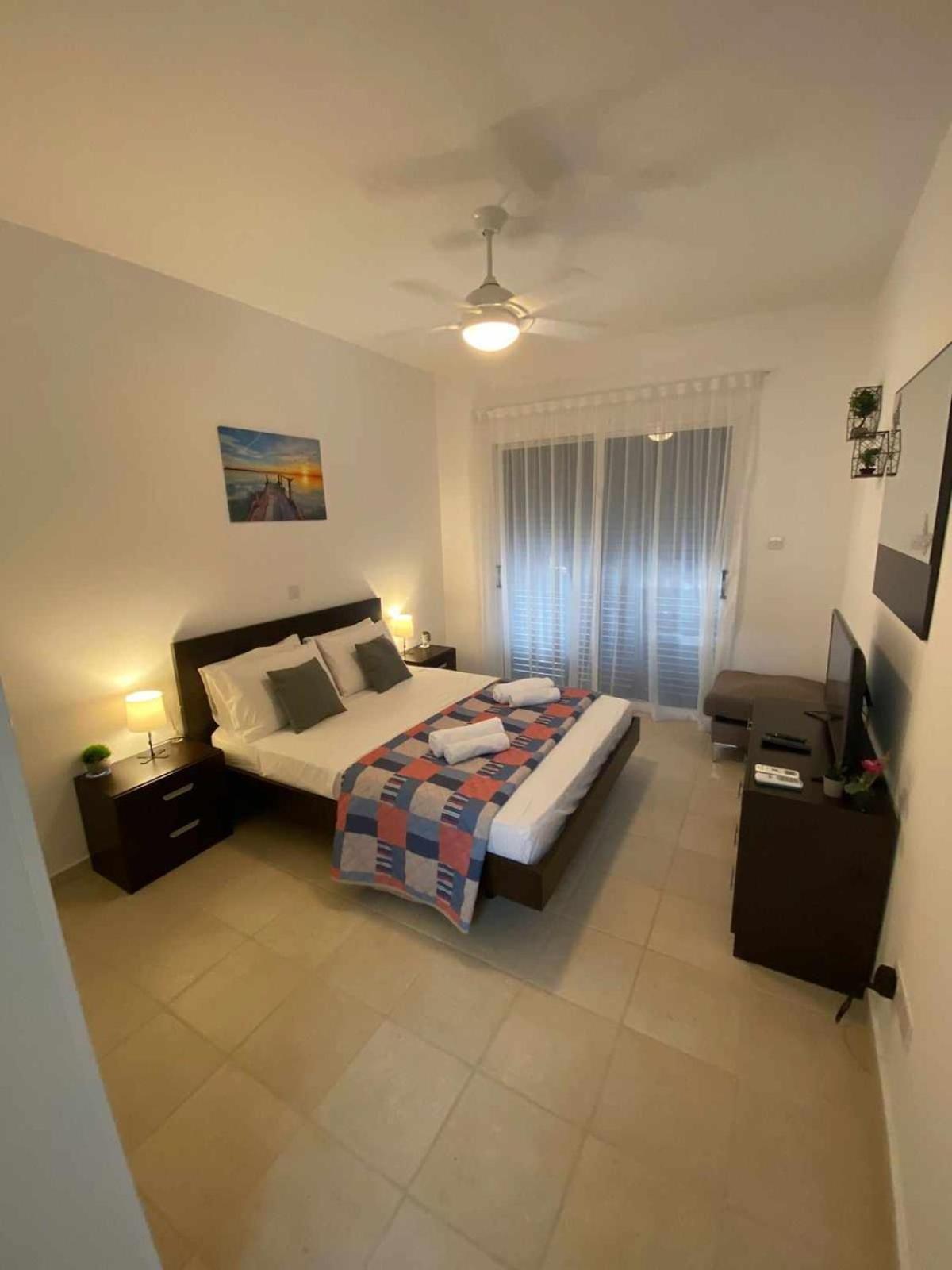 Beautiful Garden Apartment Mandria  Bagian luar foto