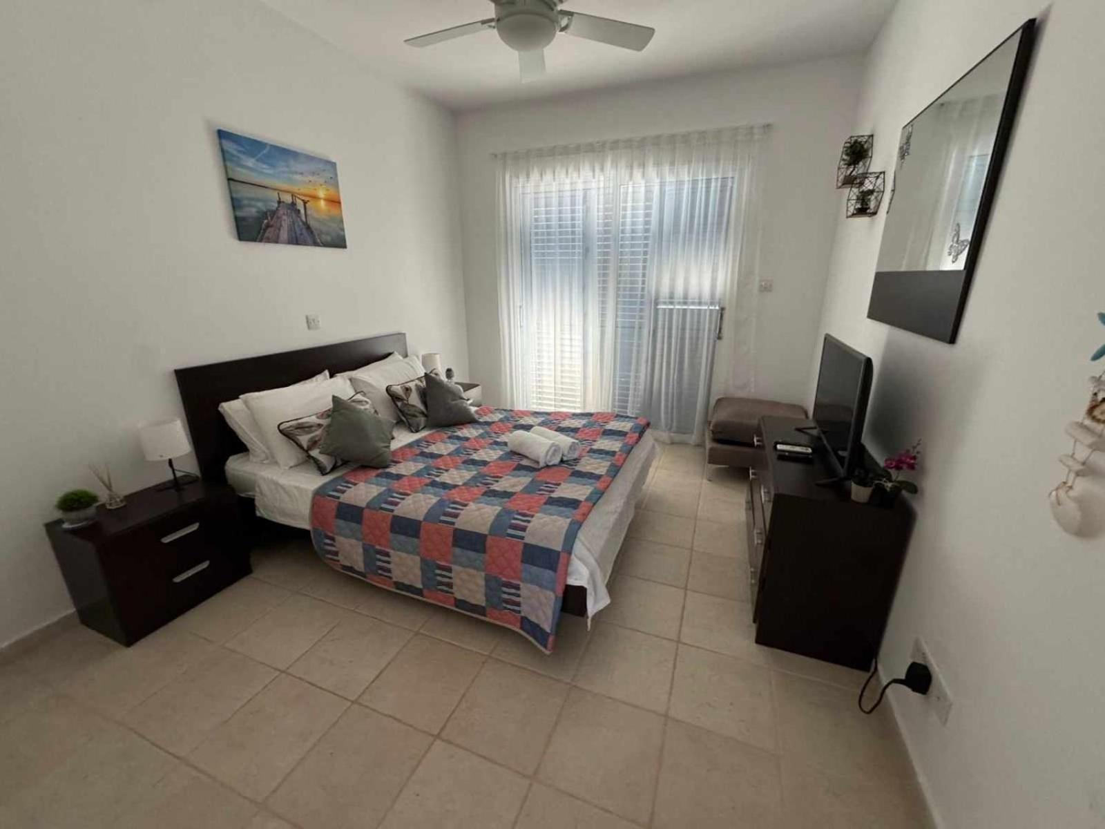 Beautiful Garden Apartment Mandria  Bagian luar foto