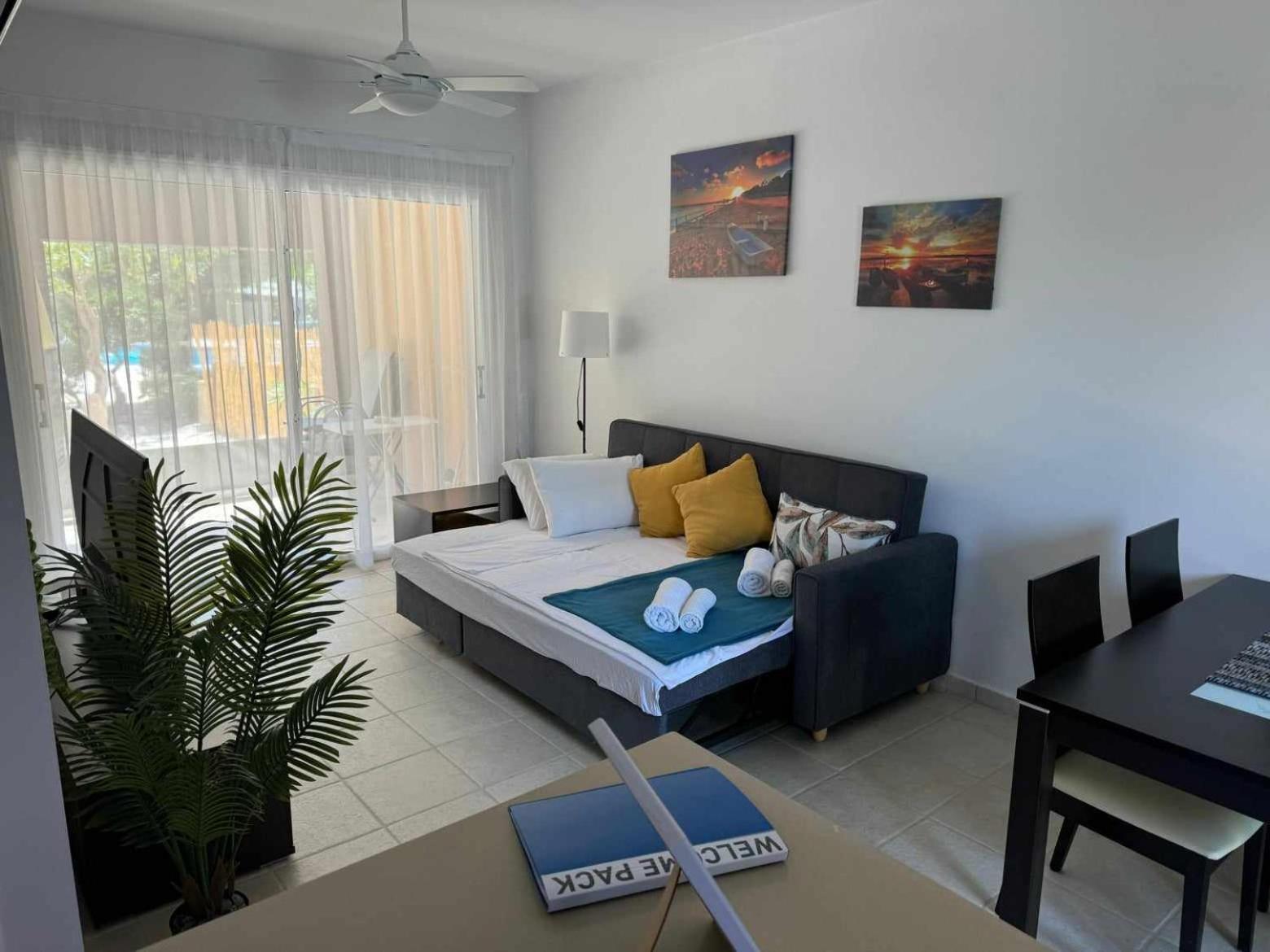 Beautiful Garden Apartment Mandria  Bagian luar foto